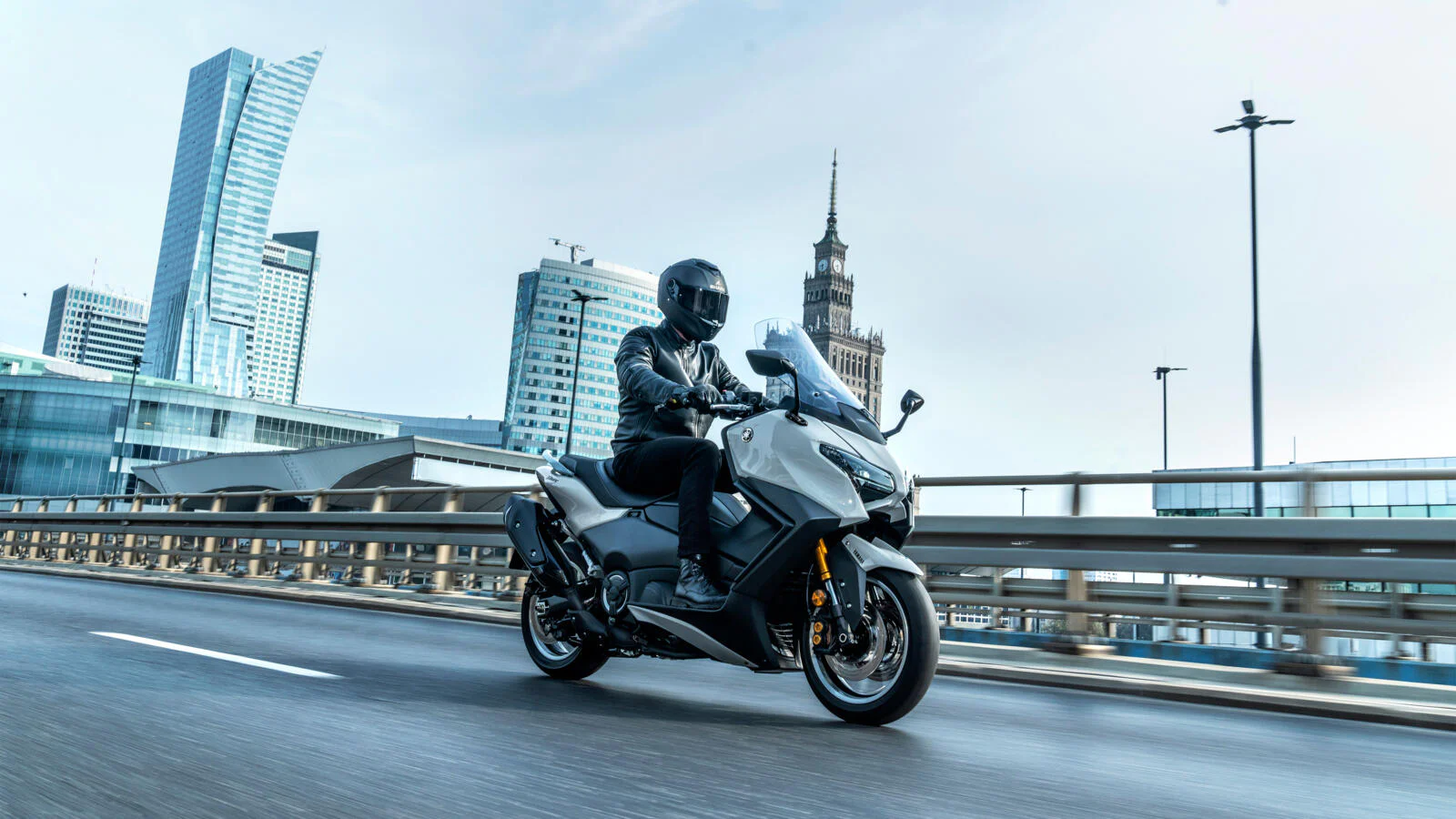 Nieuwe Yamaha Motorfietsen en Scooters 2025 7 2 webp 1900 2 1
