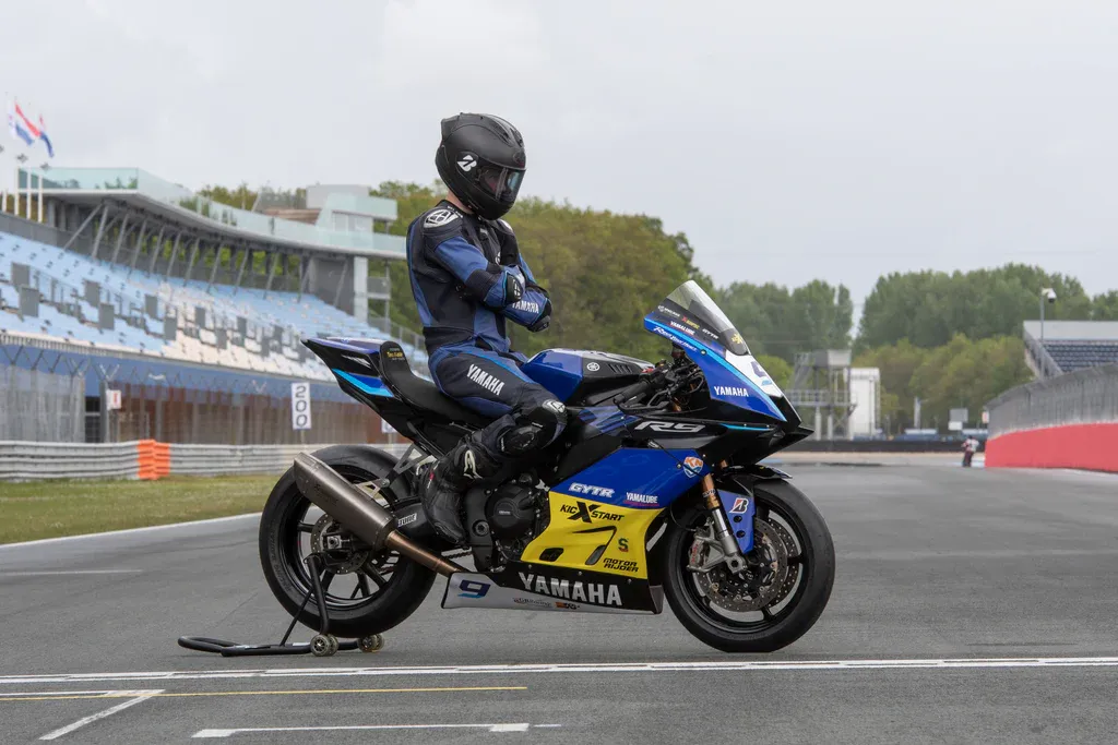 Yamaha R9 Cup 4 r9 cup 2